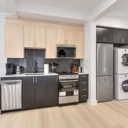 Free Indoor Parking Cozy & Spacious Condo In Heart Of Downtown Montreal Exterior photo